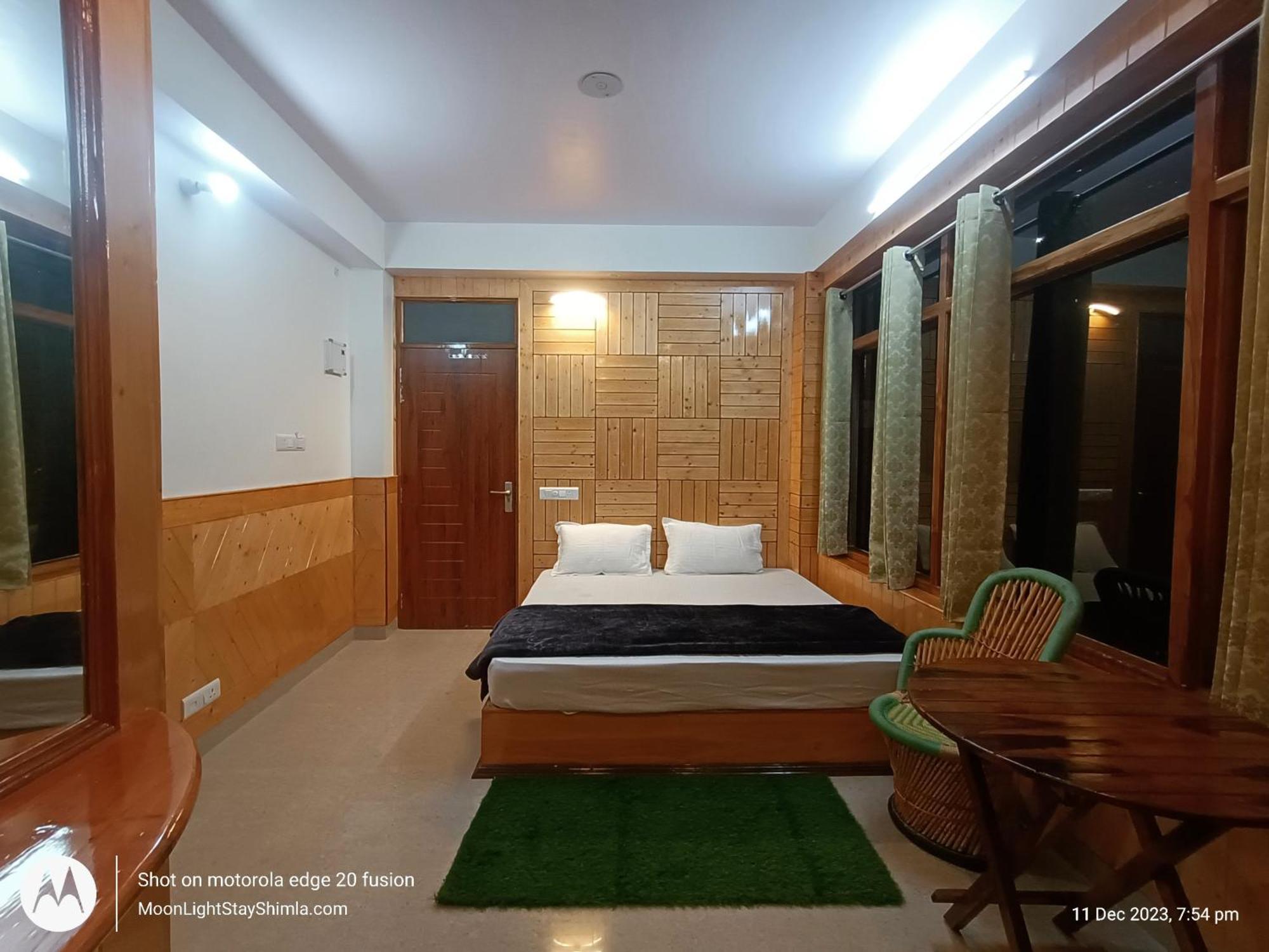 The Moonlight Stay - Shimla Room photo