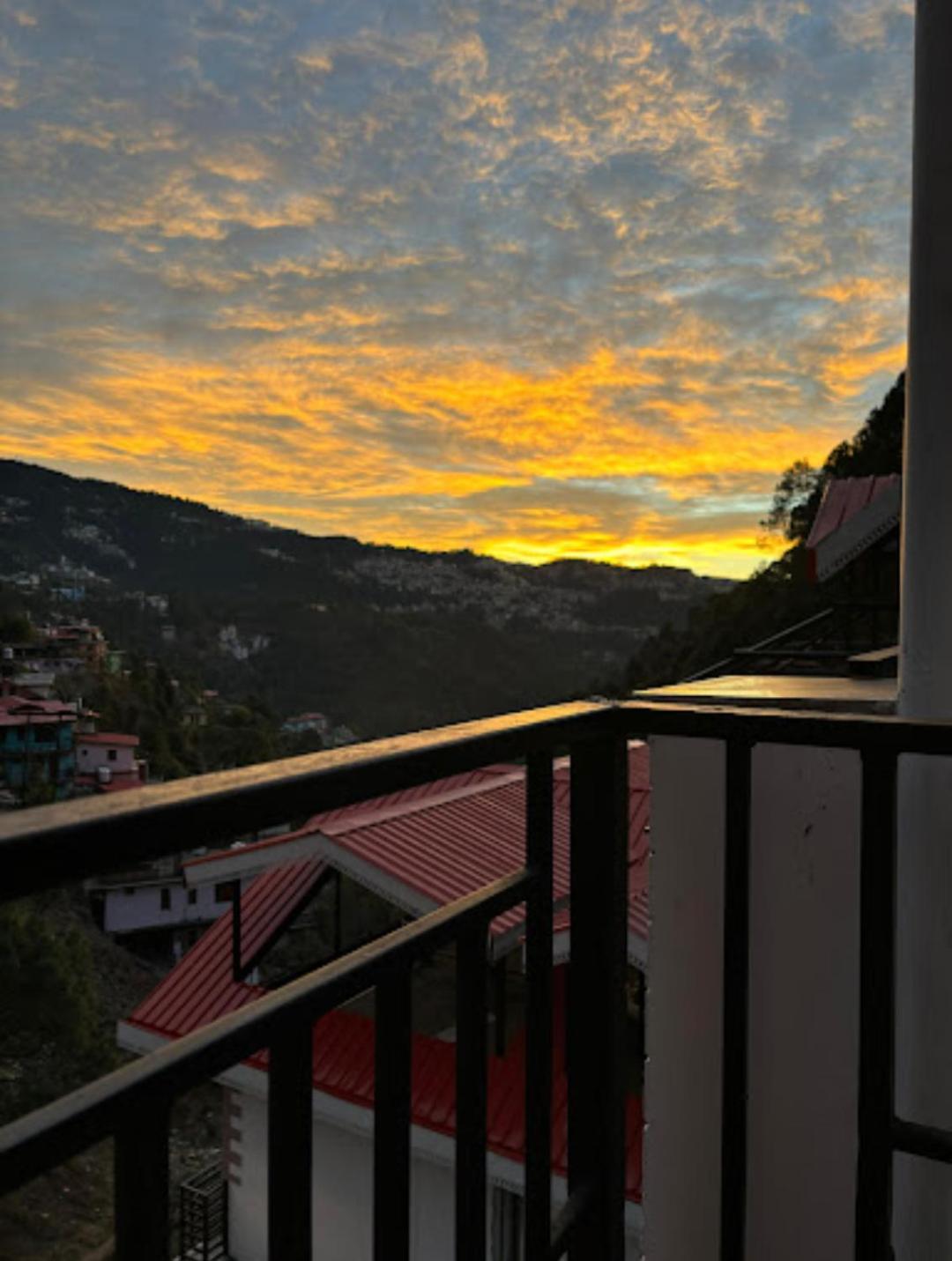 The Moonlight Stay - Shimla Exterior photo